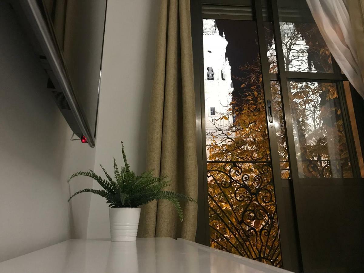 Apto Con Vistas A La Catedral Y Aire Acondicionado Logrono Ngoại thất bức ảnh